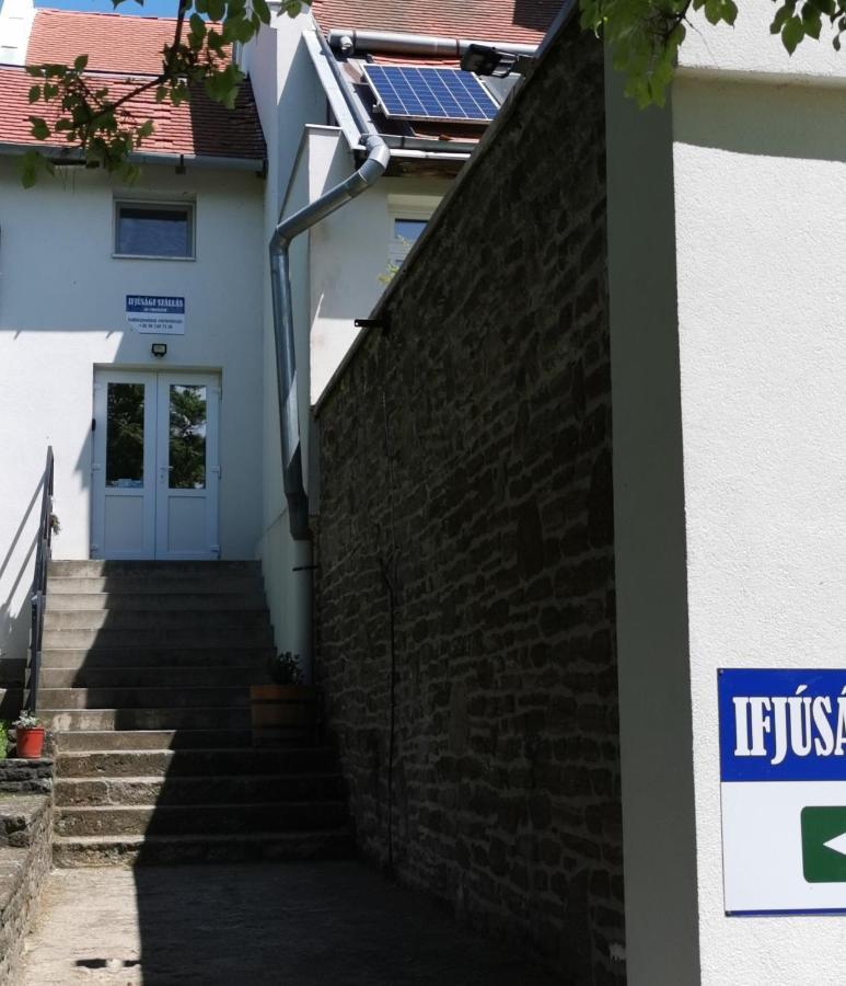 Hostel Tihany Koezseg Oenkormanyzat - Ifjusagi Szallas Zewnętrze zdjęcie