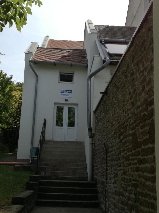 Tihany Koezseg Oenkormanyzat - Ifjusagi Szallas Zewnętrze zdjęcie
